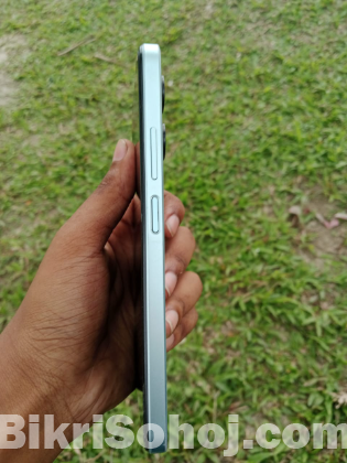 Realme C33